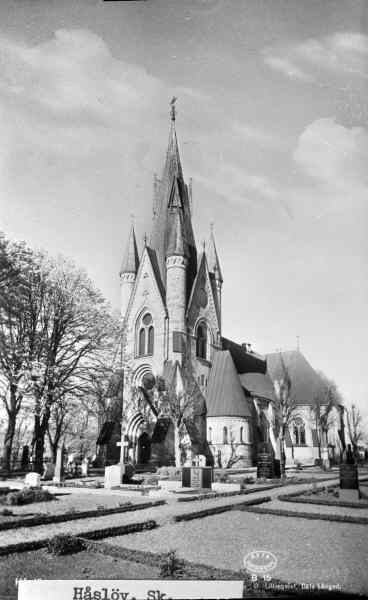 Håslövs kyrka mot sydväst