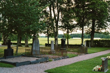 Husaby kyrkogård. Neg.nr 03/218:07.jpg