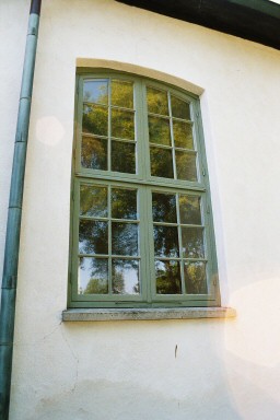Ledsjö kyrka, långhusfönster. Neg.nr 03/216:14.jpg