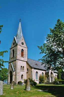 Synnerby kyrka och kyrkogård. Neg.nr. 03/278:06.jpg.