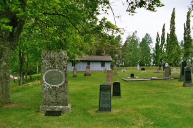 Vinköls kyrkogård med ekonomibyggnad.  Neg.nr. 04/201:03.jpg.