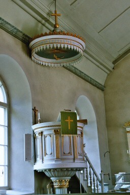 Predikstol i Öttums kyrka. Neg.nr. 04/140:10. JPG.