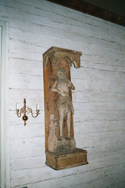 Senmedeltida träskulptur av Kristus som smärtoman. Neg.nr. 03/224:04. JPG.