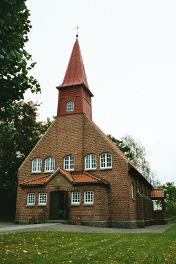 Antens kapell, uppfört i nationalromantisk stil 1915 efter ritningar av J Jerlén. Neg.nr. B961_008:07. JPG.