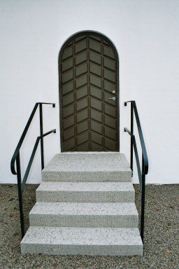 Porten till sakristian i Berga kyrka. Neg.nr 04/273:10.jpg