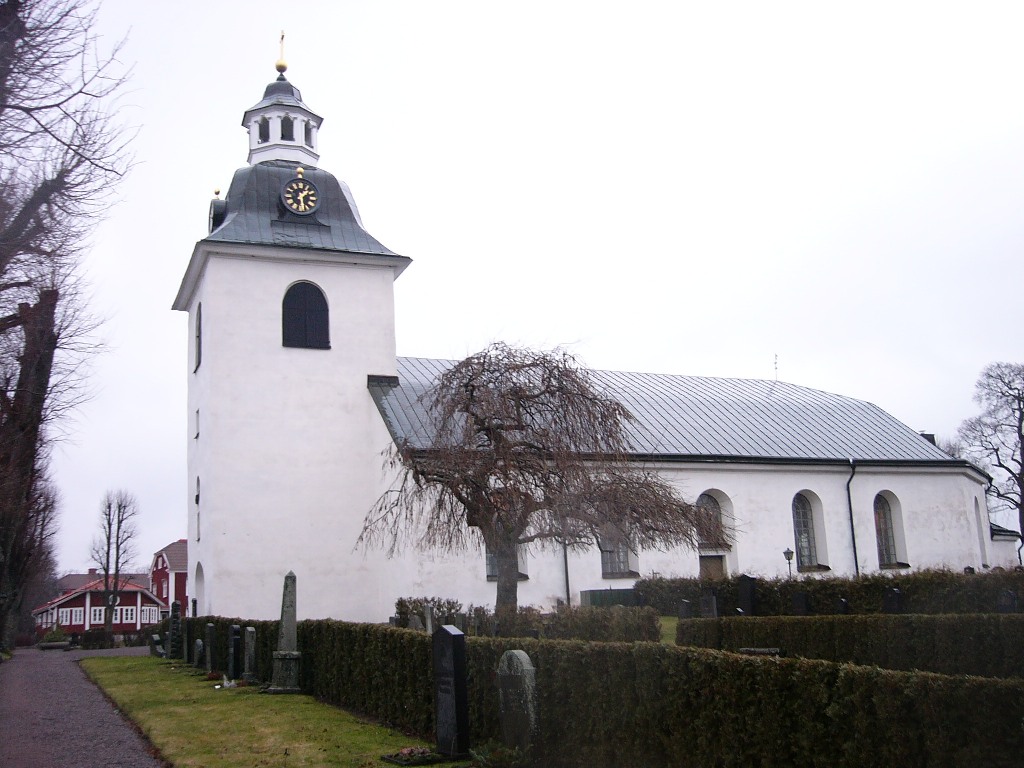 Ringarums kyrka. Södra fasaden.