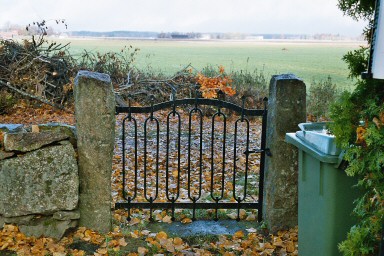 Fägre kyrkogård, grind mot norr. Neg.nr 04/259:16.jpg