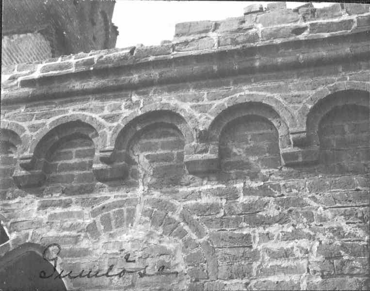 Gumlösa kyrka, detalj av fasadens murverk

	
	
