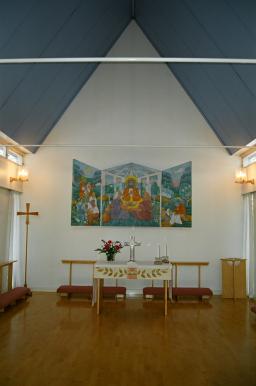 Koret i söder i Älvängens kyrka, från N.