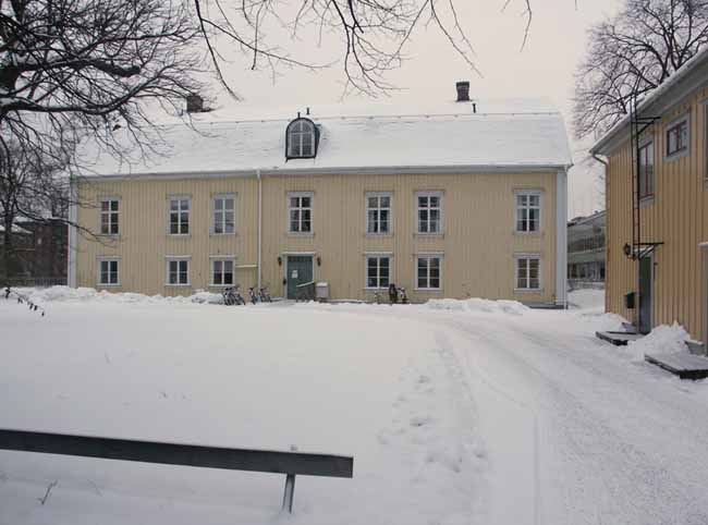 Wahlundsgården, västra fasaden, mot gården