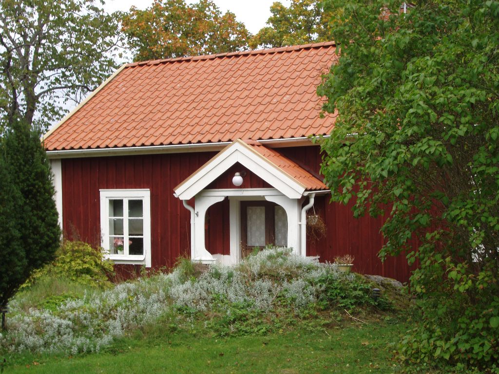 Åsbo kyrka, Klockaregården.