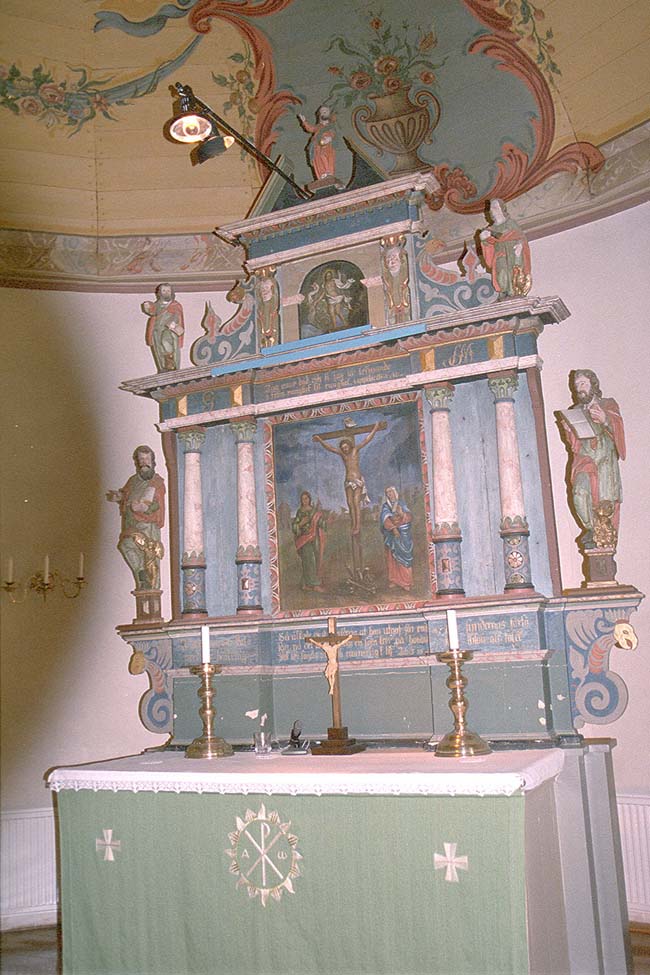 Altaruppsatsen i Rävinge kyrka.