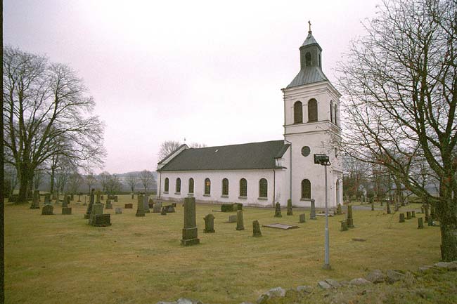 Ljungby kyrka sedd från nordväst.