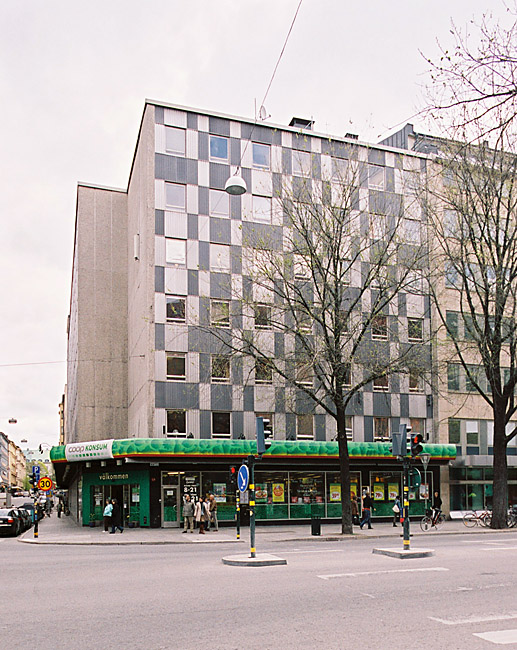 Adonis 16, hus 1, foto från nordväst, Sveavägen 