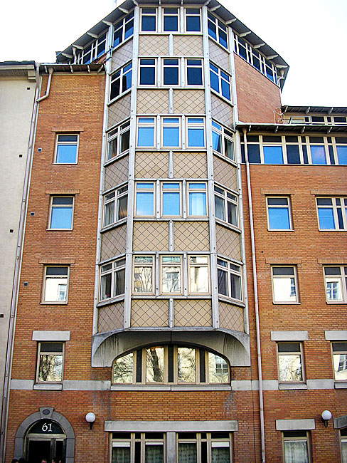 Läkaren 9, hus 1, foto från norr, Tegnergatan