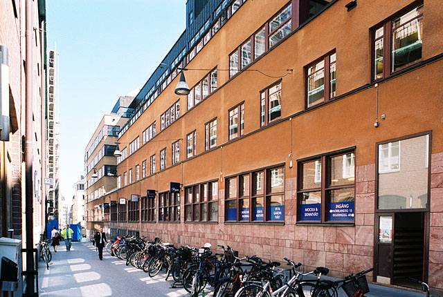Oxen Större 21, hus 1, foto från norväst, Jakobsbergsgatan
