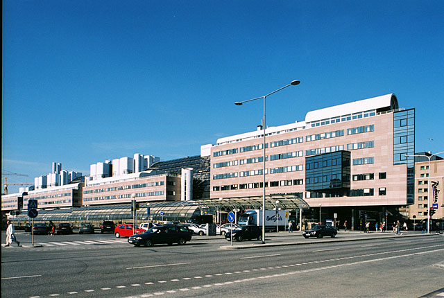 Terminalen 1, hus 1, foto från väster, Terminalslingan