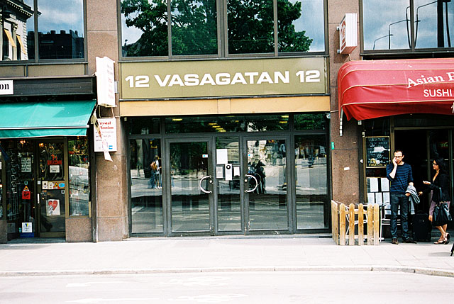 Uggleborg 14, hus 1, foto från väster, Vasagatan