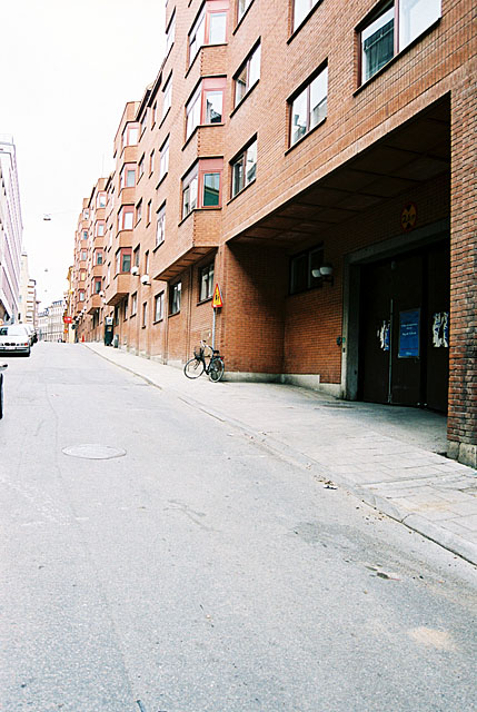 Österbotten 32, hus 2, foto från öster, Regeringsggatan