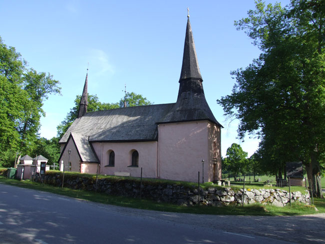 Ripsa kyrka, exteriör sedd från nordväst