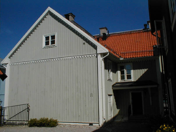 Boktryckaren 1 husnr 1A, hörnet på Levertskagården (innefrån). Byggnaden innehåller bostäder.