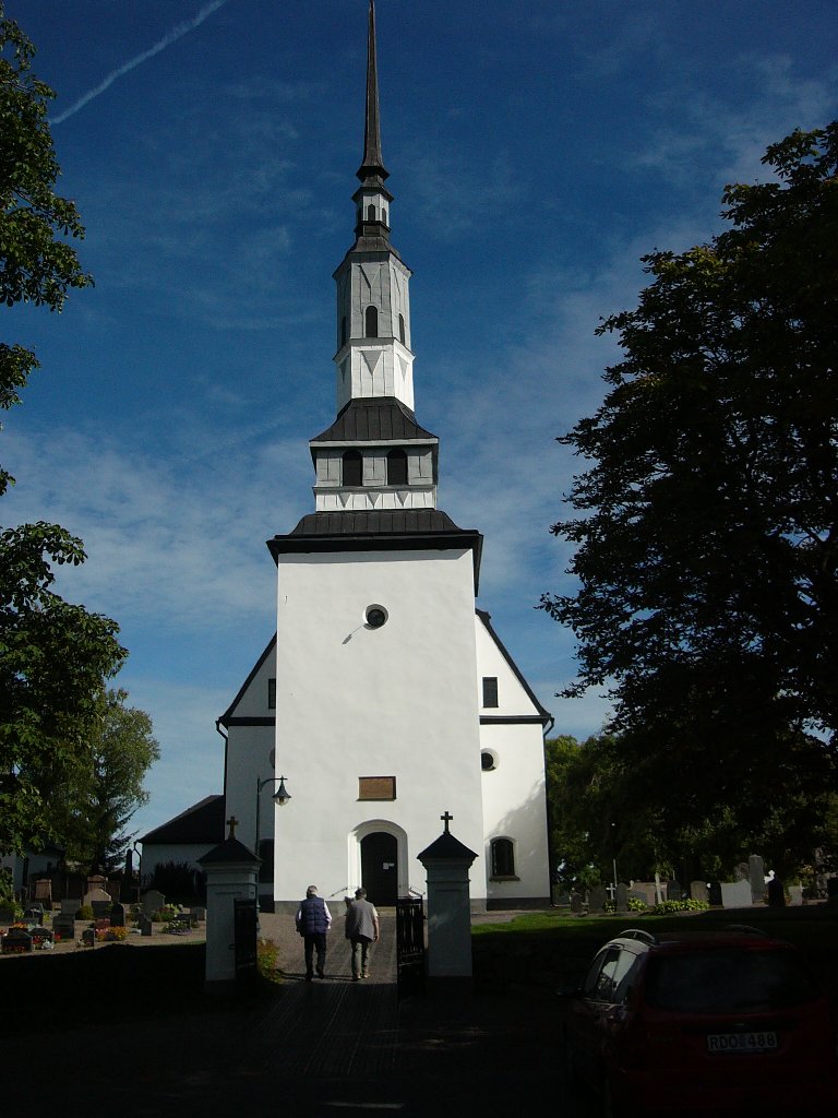 Horns kyrka från väster.