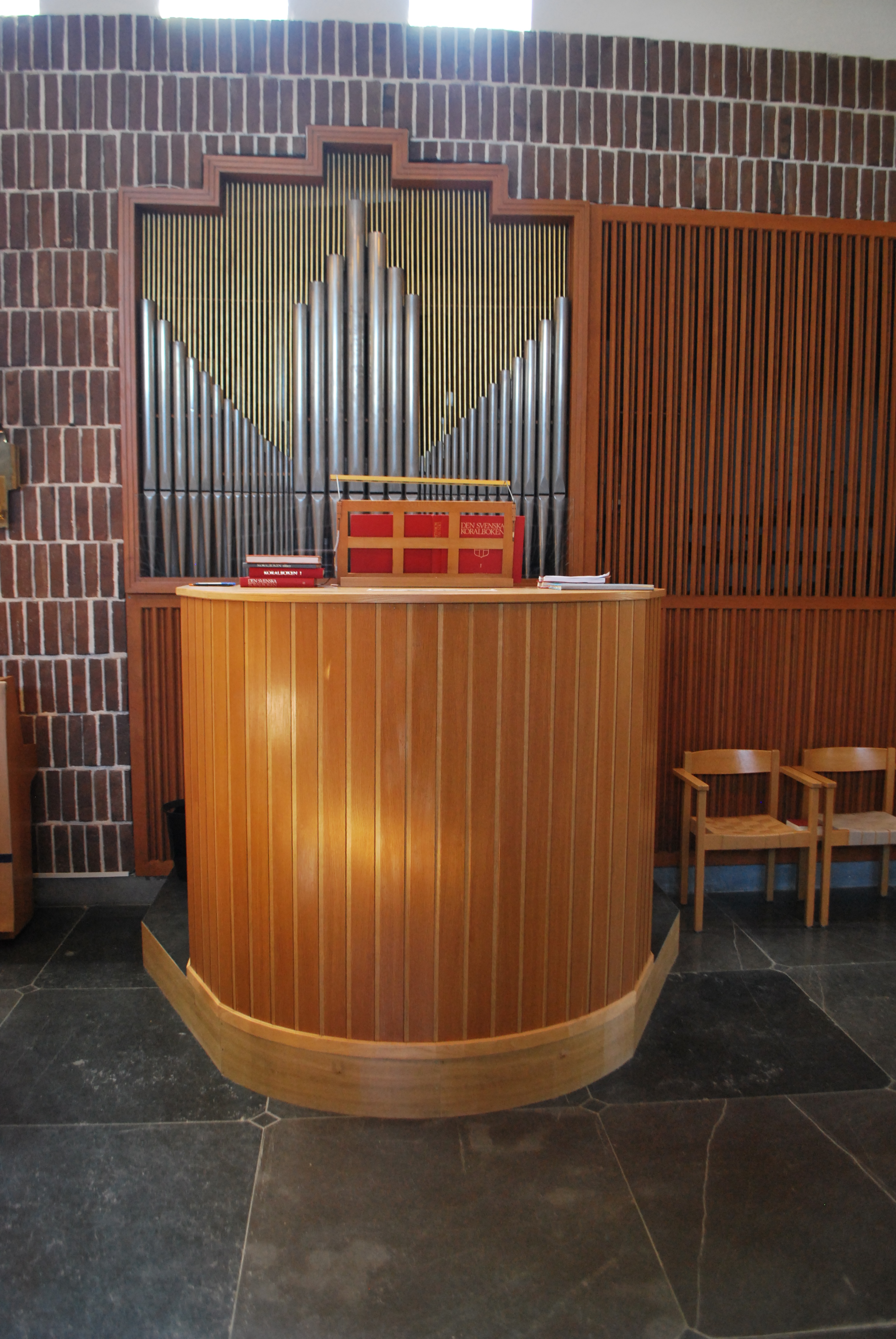 Sankt Johannes kyrka, orgel