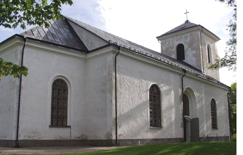 Exteriör bild av Västra skedvis kyrka, ena långsidan av långhuset. 