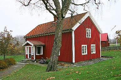 Klockaregården nordväst om Horreds kyrka, från SÖ.