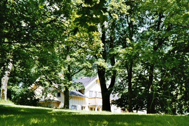 Miljön öster om Skånings-Åsaka kyrka. Neg.nr 04/218:04.jpg