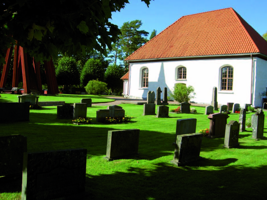 Tannåkers kyrka uppfördes 1794 och ersatte en medeltida träkyrka som stod på samma plats.