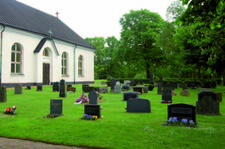 Kvarter A är beläget inom kyrkogårdens sydvästra del och är en del av den äldsta kyrkogården.