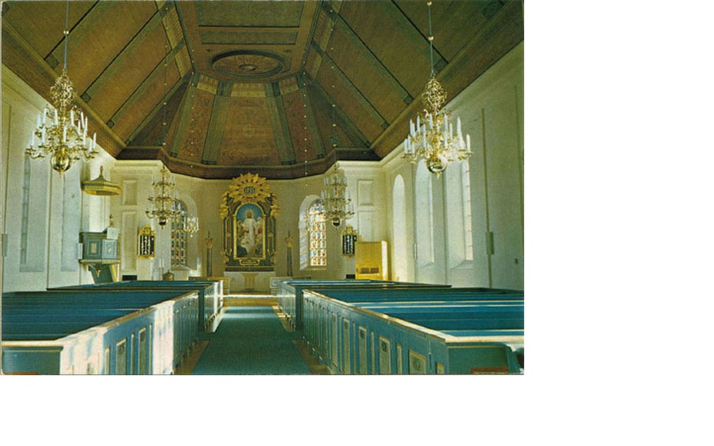 Lima kyrka, interiör bild av kyrkorummet, bänkrader och altargång sett mot koret i öster. 