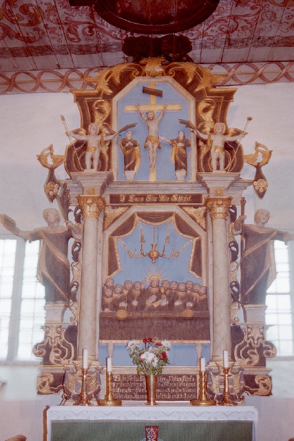 Valtorps kyrka interiör altare och altartavla. Neg.nr: 01/287:1a