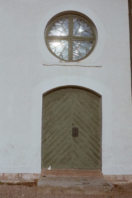 Broddetorps kyrka exteriör sydportal. Negnr 01/283:24a