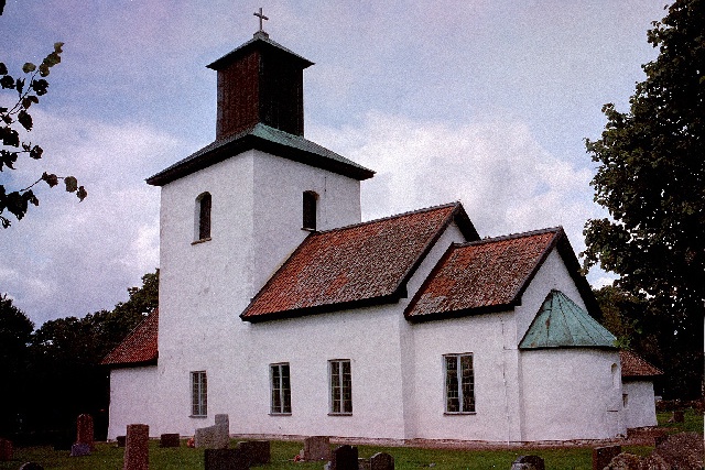 Mularps kyrka exteriör sydöst
