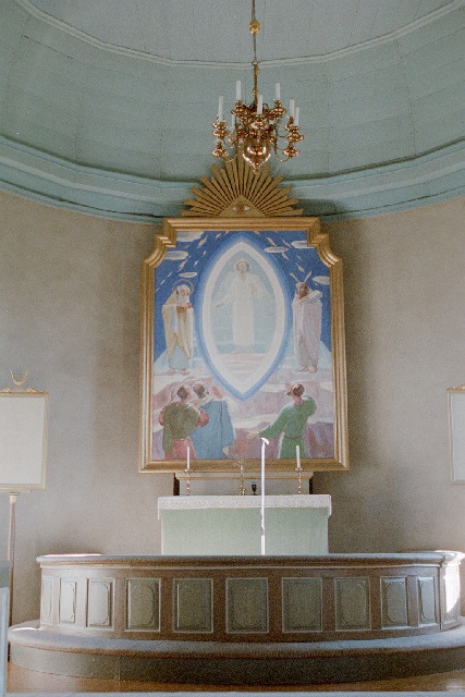 Segerstads kyrka interiör altare, altaruppsats och altarring. Negnr 01/282:27a