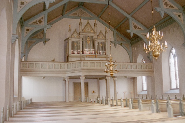 Dala kyrka interiör med orgelläktare i norr. Negnr 01/284:24a