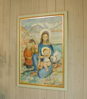 Tavla i koret, Maria med Jesusbarnet i fjällmiljö.