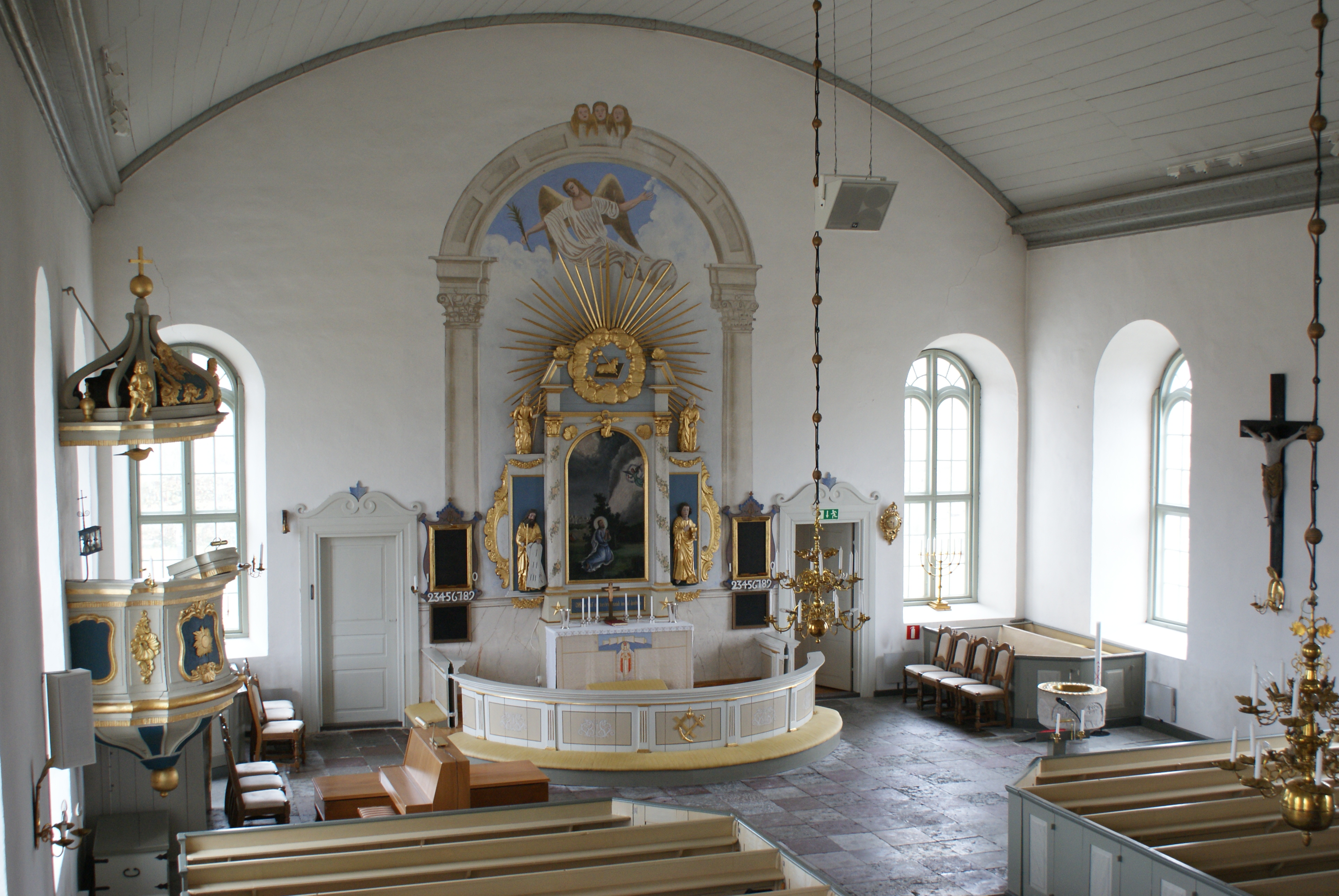 Alböke kyrka, interiör.

