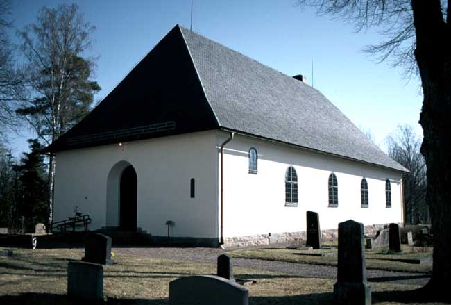 Älvsbacka kyrka från sv.