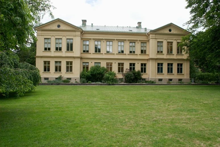 Vita villan, institutionsbyggnad. 