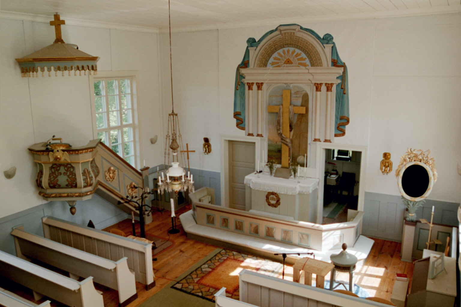Gillhovs kapell, interiör, kyrkorummet mot koret. 
