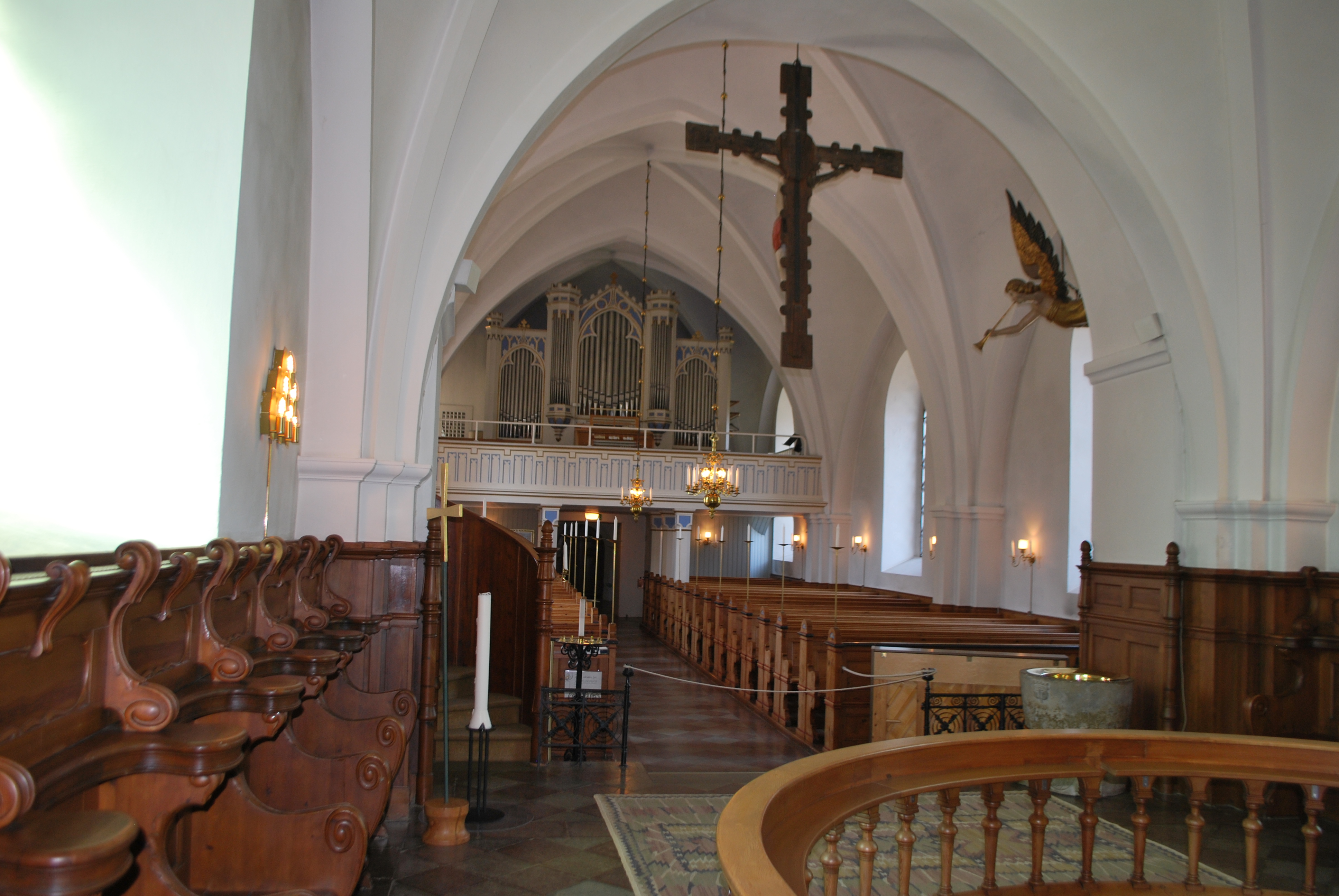 Gråmanstorps kyrka, kyrkorummet mot orgelläktaren