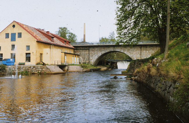 Kronokvarnen och Lyckebybron.