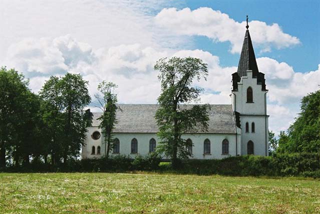 Kyrkan från norr.