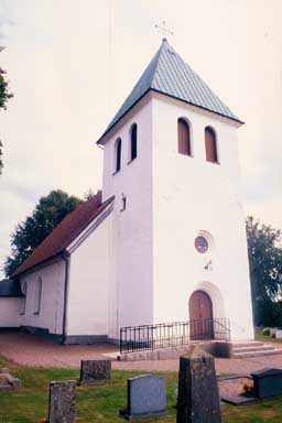 Dannike kyrka sedd från nordväst.