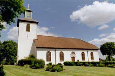 Bredareds kyrka sedd från söder.
