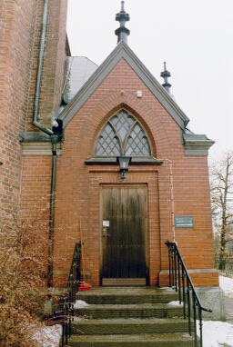 Ingången till den gamla sakristian i Trollhättans kyrka.