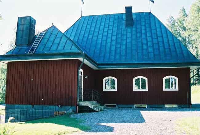 Lesjöfors kyrka, exteriört, fasaden mot norr.